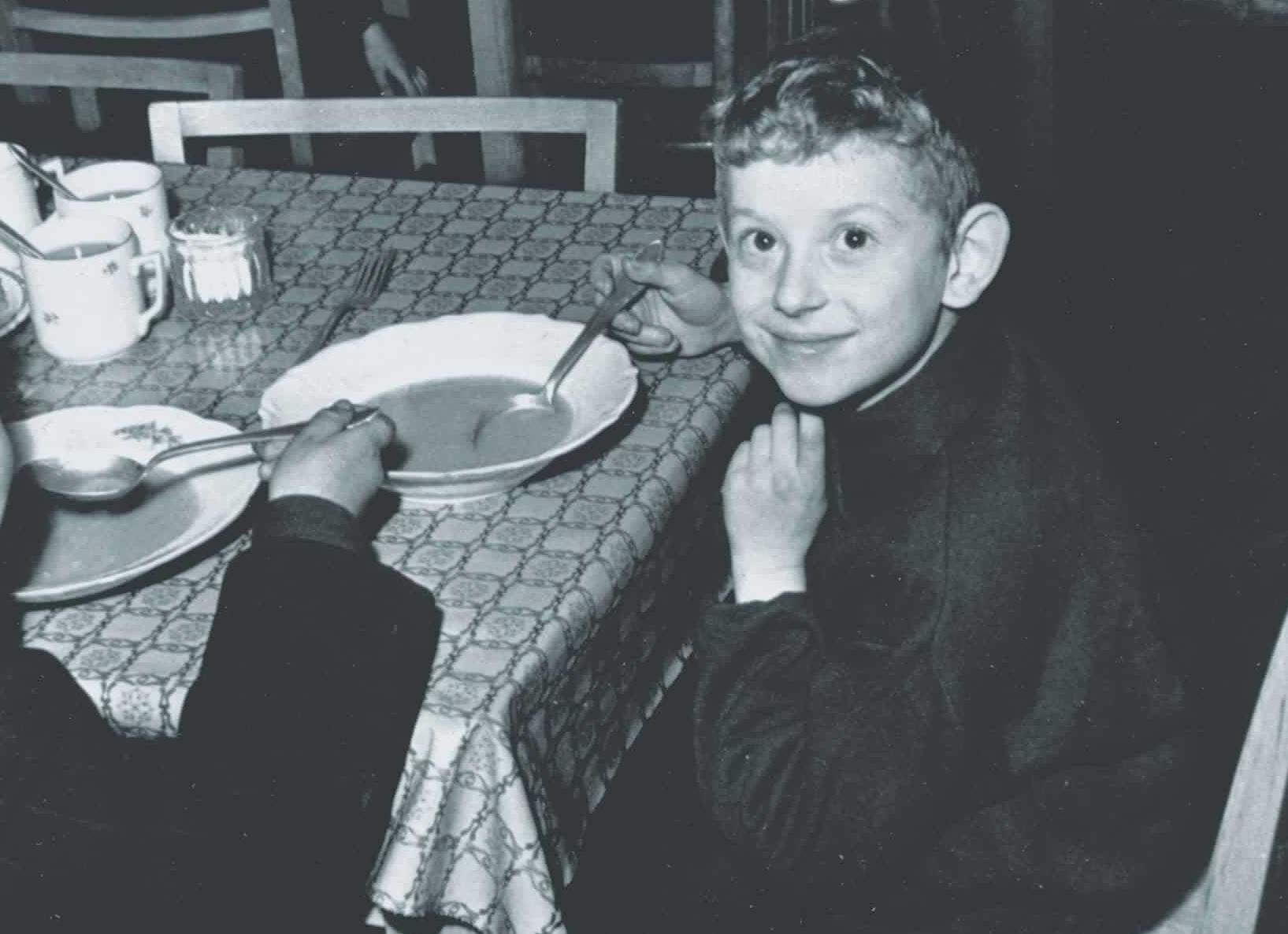 Всякие глобальные злодейства записывают в Историю, а незначительные обозначаются делами срамными.